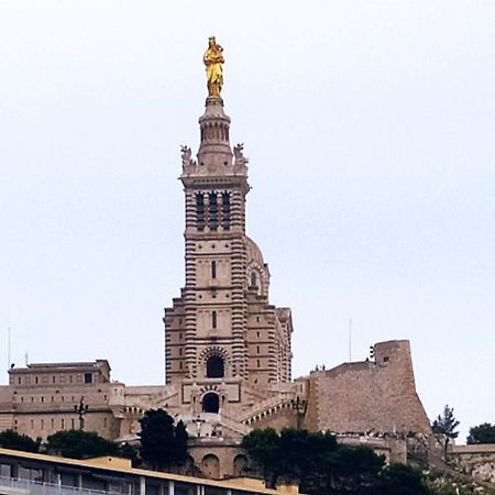 T2 Vue Sur La Basilique De Notre Dame De La Garde Apartment Marseille Exterior photo